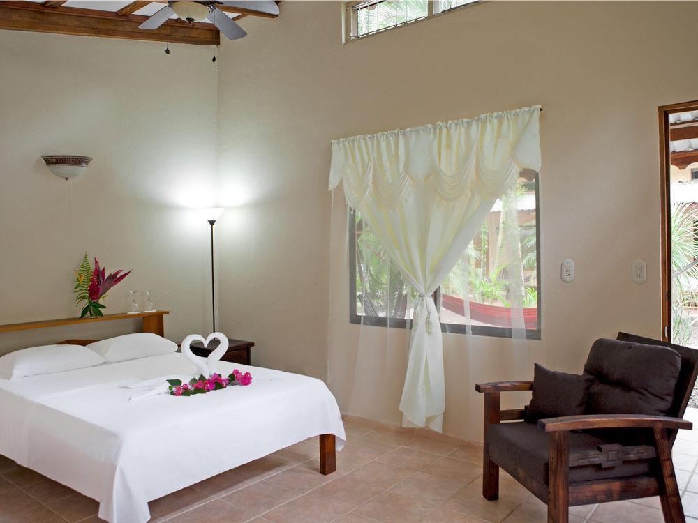 Hotel Caribbean Coconut Cahuita Exterior foto